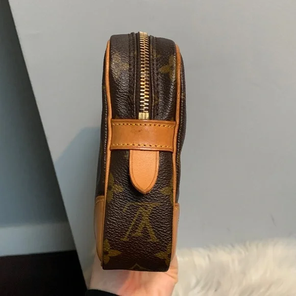 1991 authentic Louis Vuitton Dragonne GM wristlet - Picture 7 of 17